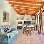 Is Carcuris Jennas Villa Cardedu