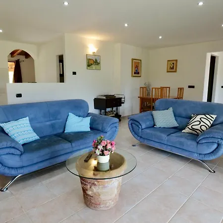 Villa Is Carcuris Jennas Cardedu