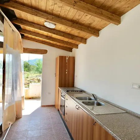 Is Carcuris Jennas Villa *